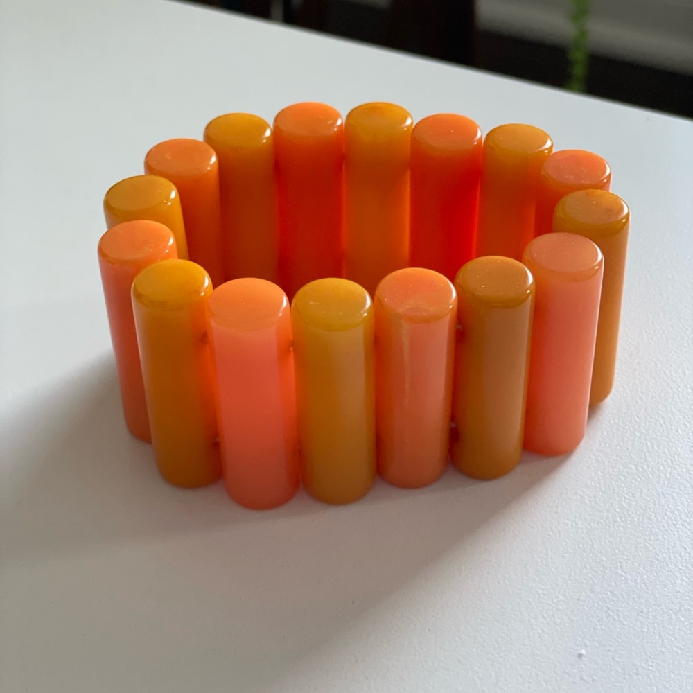 Vibrant Orange Bakelite Stretch Bracelet